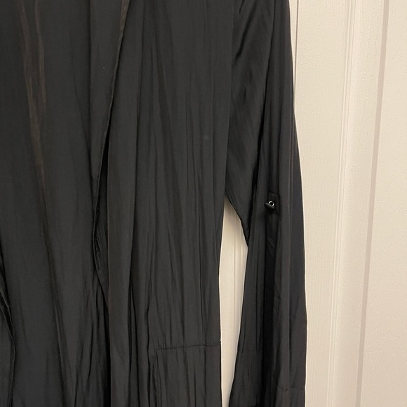 Aritzia Babaton Kahlo Robe - Picture 3 of 7